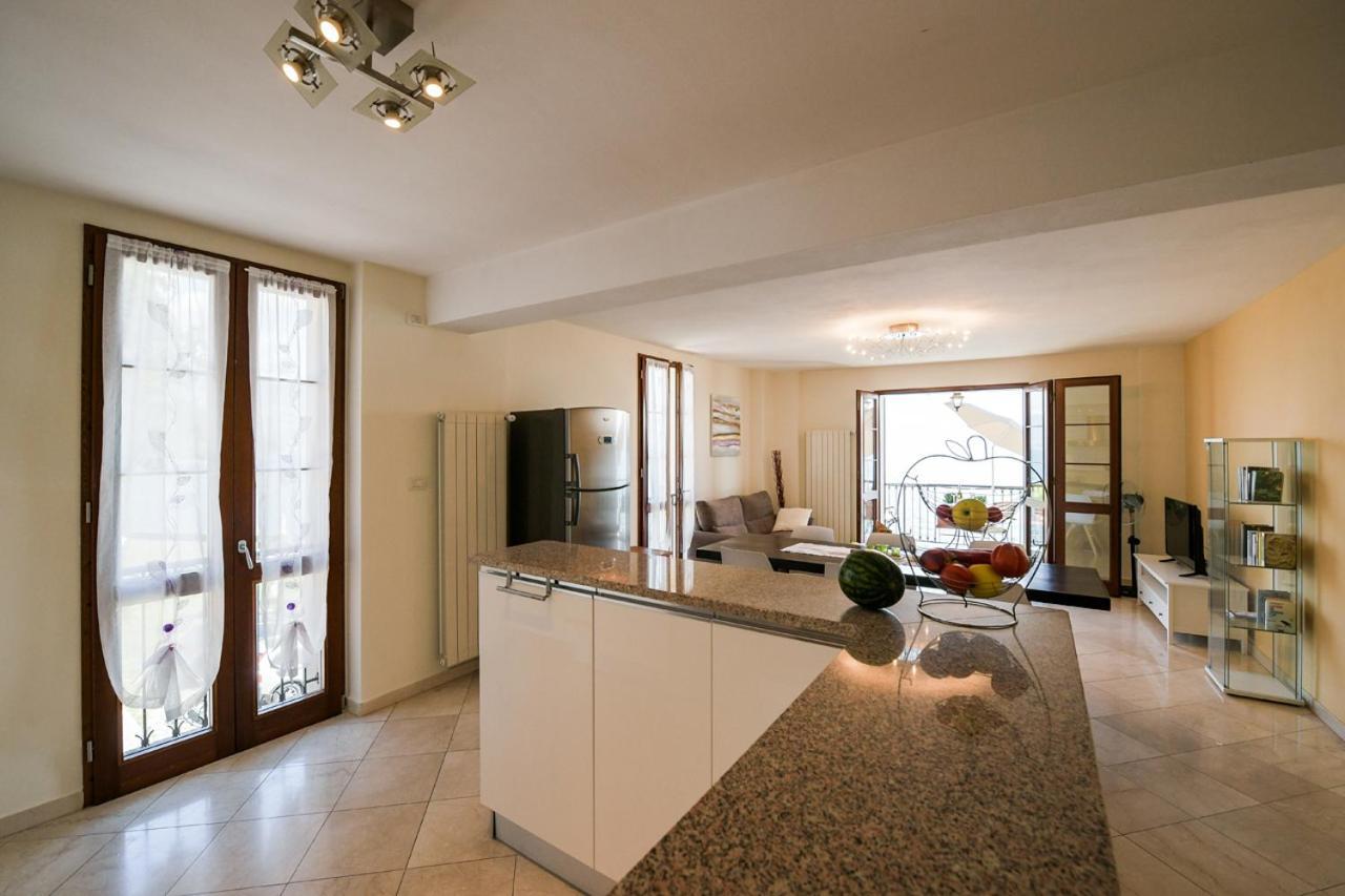 Apartament Giulia Verbania Zewnętrze zdjęcie